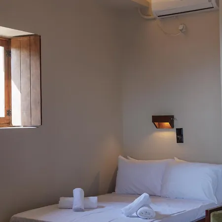 Aspalathos Guest Bed & Breakfast Vathia