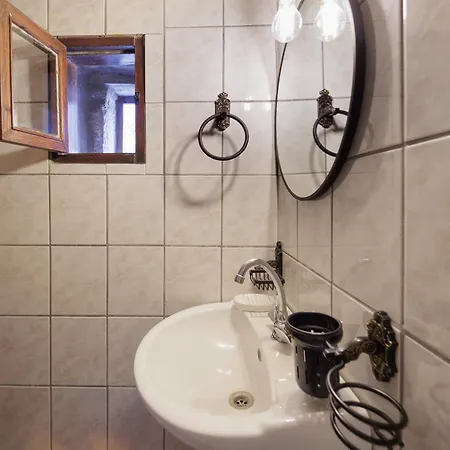 Aspalathos Guest Bed & Breakfast