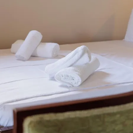 Bed & Breakfast Aspalathos Guest Vathia